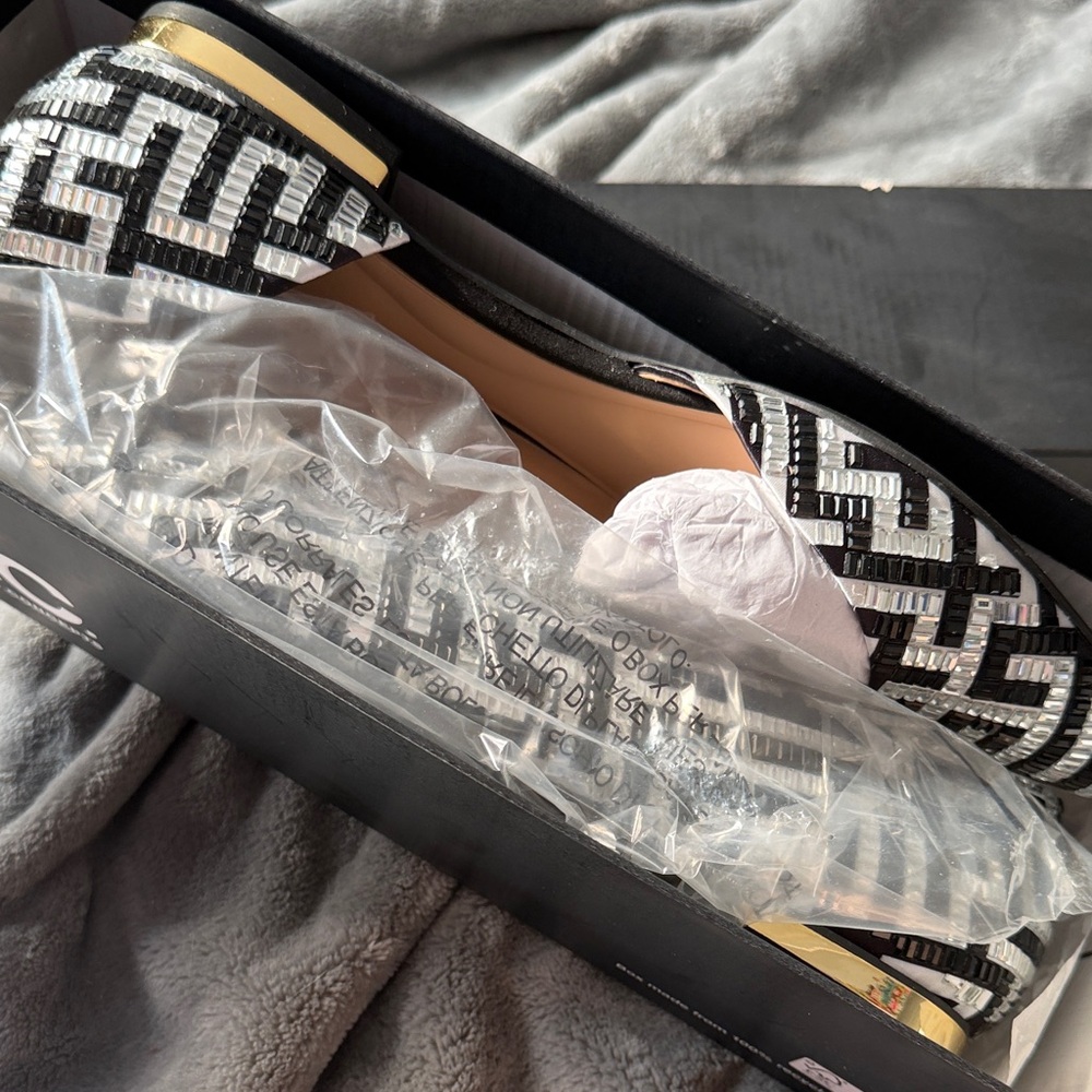 INC International Concepts Black and White Patterned Flats